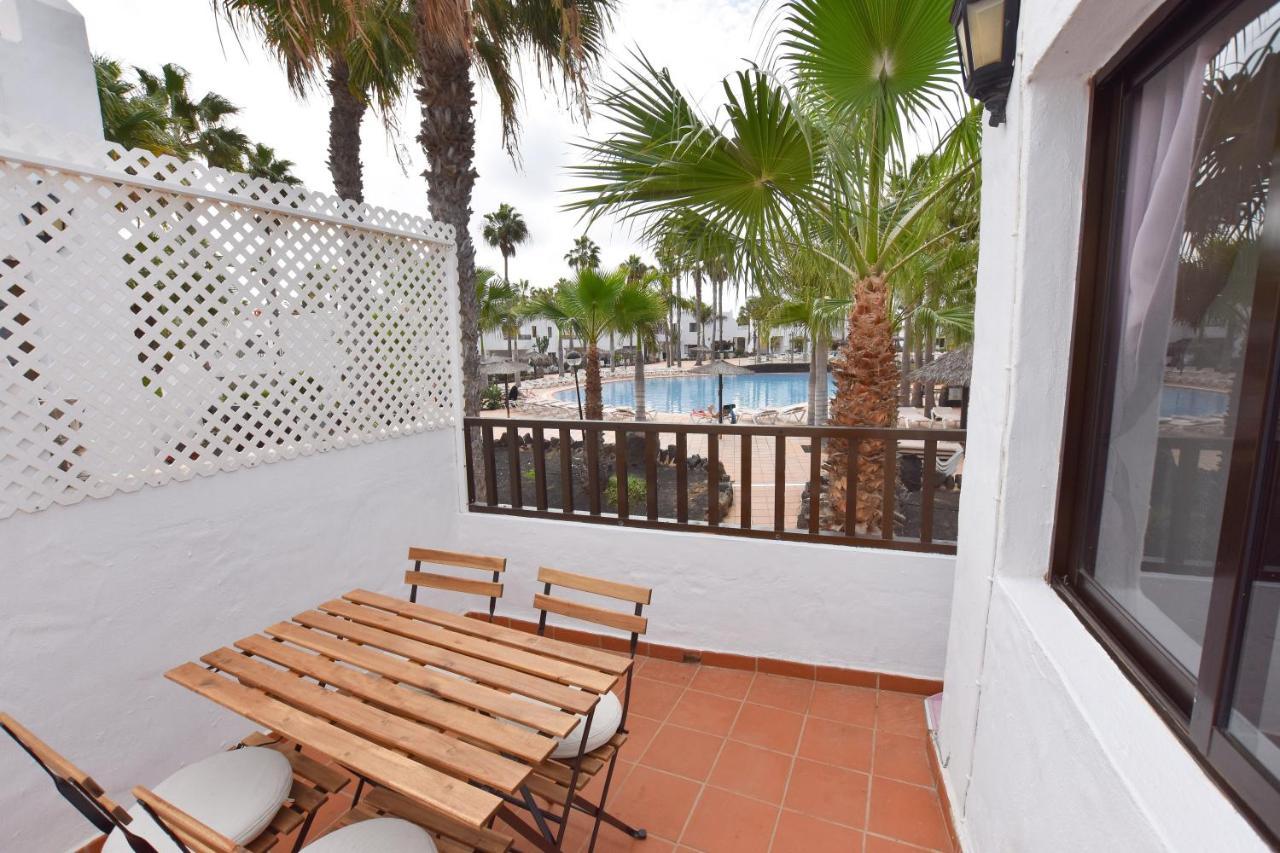 Book Jet - Oasis Pool View Apartment Коральео Экстерьер фото
