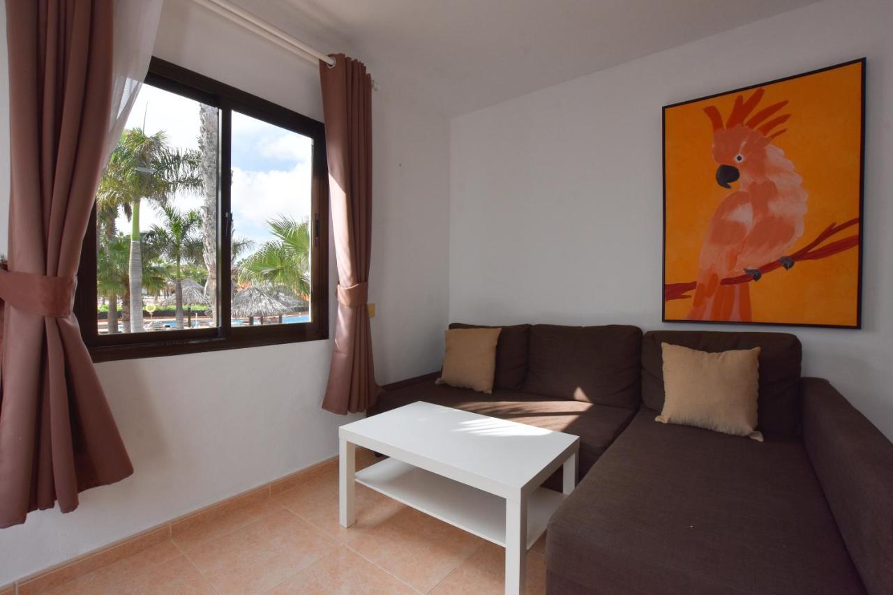Book Jet - Oasis Pool View Apartment Коральео Экстерьер фото