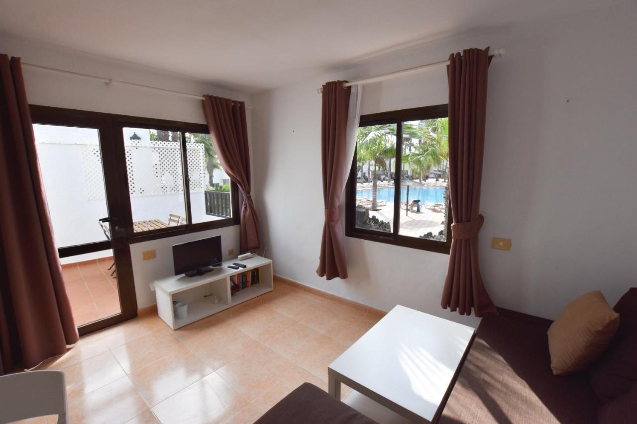 Book Jet - Oasis Pool View Apartment Коральео Экстерьер фото